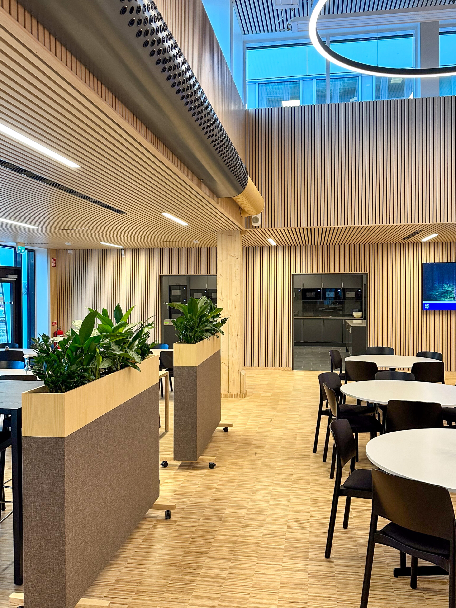 scb-orebro_tall-3